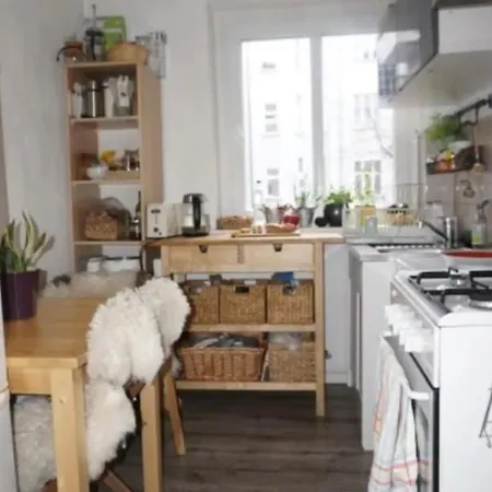 Private Center- Only Women בית אירוח