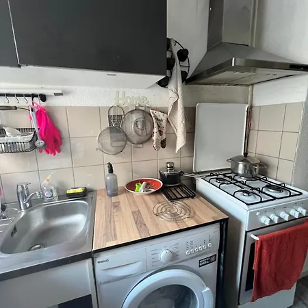 Private Center- Only Women בית אירוח