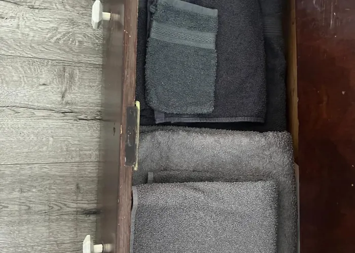 Private Center- Only Women Rum i privatbostad Berlin