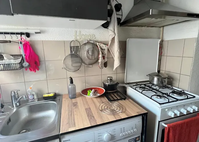 Private Center- Only Women Rum i privatbostad